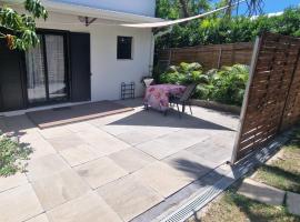 Plage de Boucan, à deux pas de la mer et de la savane, hotel pro pobyt s domácími mazlíčky v destinaci Saint-Gilles-les Bains