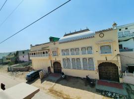 Garh Madan Heritage guest and restaurant, hotel med parkering i Jodhpur