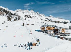 Hotel San Marco, hotel i Passo San Pellegrino