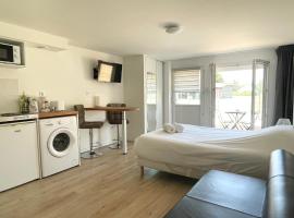 Studio calme, la campagne a 5 minutes de la ville, Hotel in Fondettes