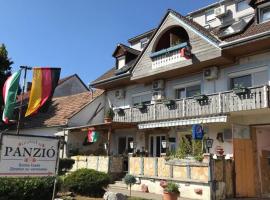 Lenzl's Panzió, hotel with parking in Szigetvár
