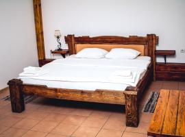 Fortetsya, hotel in Oeman