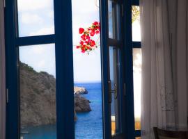 Blue Waves Studios, apartment in Kyra Panagia