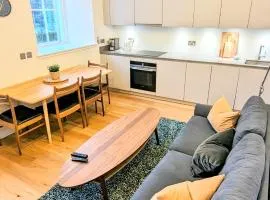 Luxury One Bedroom Apartment in the City Centre