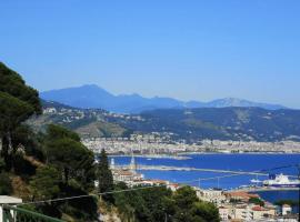 Terrazza Mediterranea, apartment in Vietri