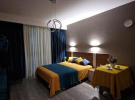 Crystal Wood Apartment 213, hotel em Bakuriani