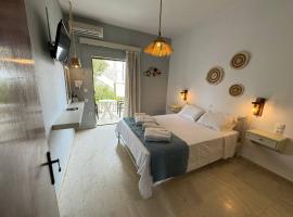The 3 Little Pigs apartments, hotell i Sidari