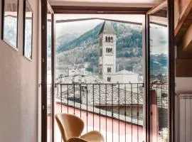 PENTHOUSE CON VISTA [6 minuti dal Bernina Express]