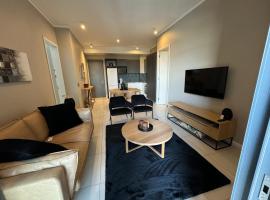 Menlyn Maine Triology - 10 On Capital, serviced apartment in Pretoria