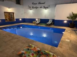 El Cortijo de Vega, hotel dengan kolam renang di Alhambra