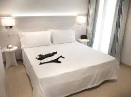 Marina Beach Suite Hotel