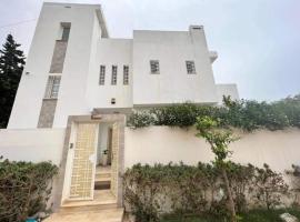 Villa lucky, casa de férias em Hammamet