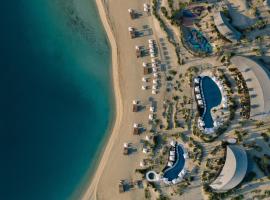 The St. Regis Red Sea Resort, hotel em Ḩanak