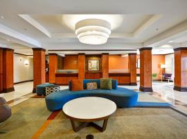 Fairfield Inn and Suites by Marriott Birmingham Fultondale / I-65, hotel di Fultondale