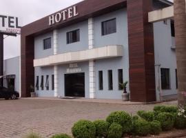 Hotel Manayara: Campo Largo'da bir otel