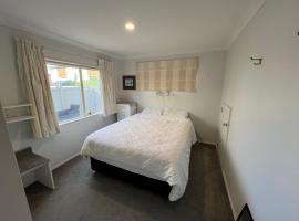 Beachside Bliss, hotel in Tauranga