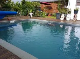 Bungalow intime avec piscine privée à Saint-Paul.