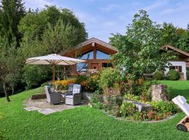 Das Alm-Chalet-Chiemsee, hotel em Bernau am Chiemsee
