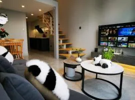 Panda ZuoKe Besucher Apartment 熊猫坐客民宿