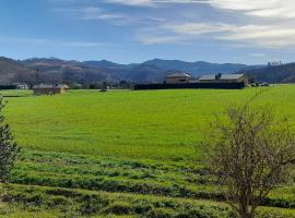 Las Golondrinas, feriebolig i Casiellas