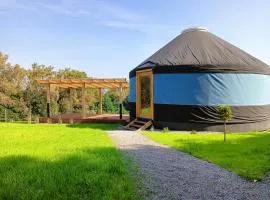 Glamping Pogorzany - Jurty