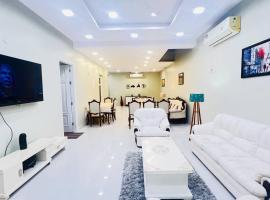 COMFY STAYZ Bungalow A-21 Sector 70, hotel in Noida