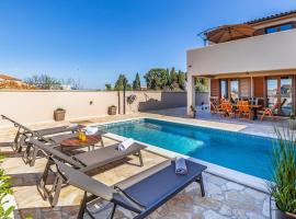 Gorgeous Home In Vodnjan With Wifi, hotel din Vodnjan