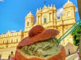 Love Noto