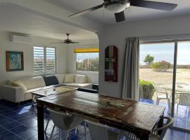 Marazul Dive Resort. 3 Bedroom Seafront House. Dive, Snorkel, enjoy amazing sunsets, resort in Westpunt