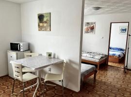 Ubytování U Ropáků, Hotel in Horní Slavkov