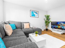 Modern 2 Bedroom Apartment - Off-street Parking - Top Rated - 1aS, lägenhet i Amblecote