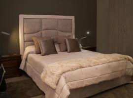 Le Cento Sculture Apartment, hotel di Belpasso