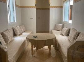 Een mooie familie appartement, hotell sihtkohas Aït Farts