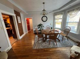 Stay with Jay - Quinta Suite, homestay in Cleveland