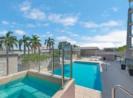 5 minute walk to the Stadium!! Taylord Holiday Homes and Apartments, departamento en Townsville