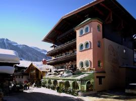 Boutique-Hotel Bauer，位于萨尔巴赫的全包住宿