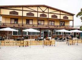 HOSTAL LAS PALOMAS, hotel a Lucena