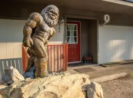 Cabin C in the Gatlinburg Art & Craft Community