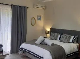 1-On-Scott Garden Suites