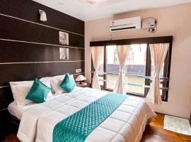Luxury Houseboat, luxury hotel in Alleppey