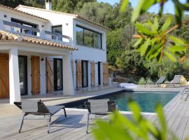 Villa Pura Vida, hotel cu piscine din Sainte-Lucie de Porto-Vecchio