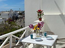 Limones Playa Blanca, hotel in Playa Blanca