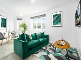 2 Bedroom Deluxe Apartment - Secure Parking - Wifi - Netflix - Top Rated - 27C