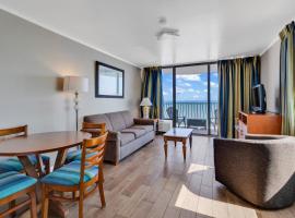 Beachfront Luxury Condo w Private Balcony, hotel in Myrtle Beach
