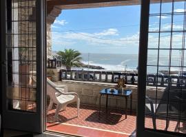 Hotel con Hermosa Vista al Mar MDQ, hotel di La Perla, Mar del Plata