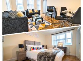 Heathrow Apartments Peace and Proximity Heathrow Airport FREE PARKING, hotel in Stanwell