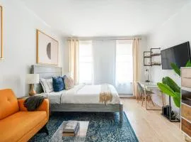 1597-7 Luxury Upper East Studio W&D in unit