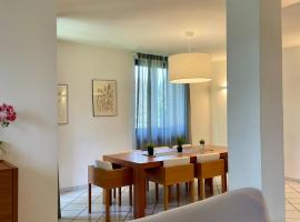 Bnbook Villa Biancospino, casa per le vacanze a Travedona