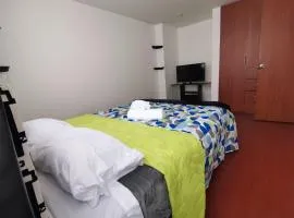 Aparta-estudio centro cerca plaza de bolívar Tunja
