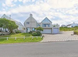 Oppies Nest in Myburgh Park - Langebaan